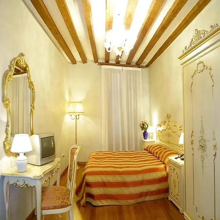 Отель San Luca
