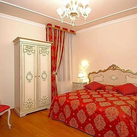 San Luca 3*
