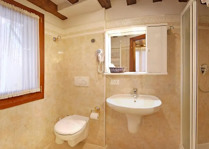 Hotel San Luca 3*
