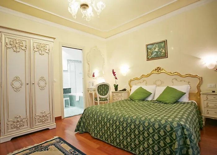 Hotel San Luca 3*