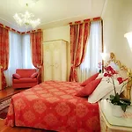 San Luca 3*
