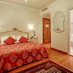 San Luca 3* Venise