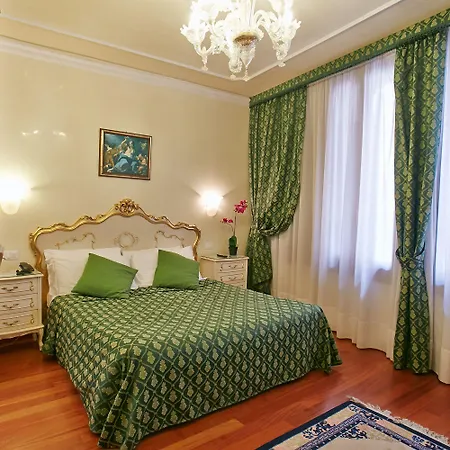 San Luca Otel Venedik