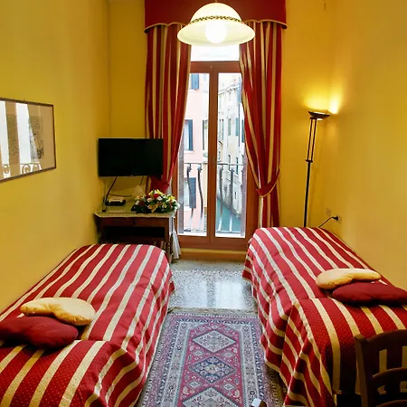 San Luca Otel Venedik