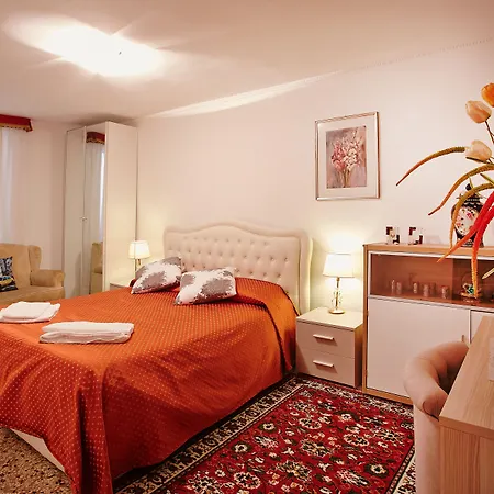 San Luca 3* البندقية