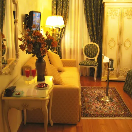 San Luca 3*