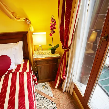 San Luca 3* البندقية